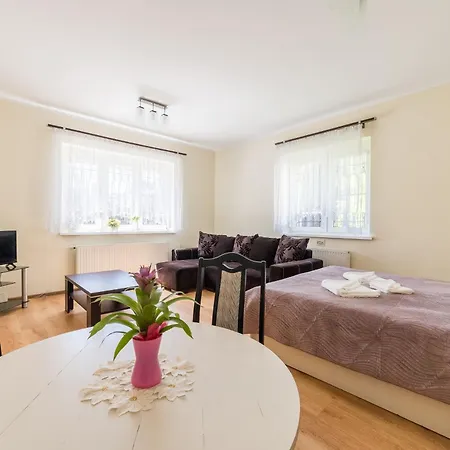 Apartment Rzepeckiej Comfort By Bookinghost *